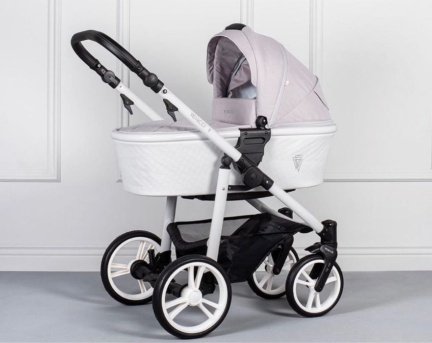 Бебешка количка Venicci Pure Vanilla 3в1 комплект