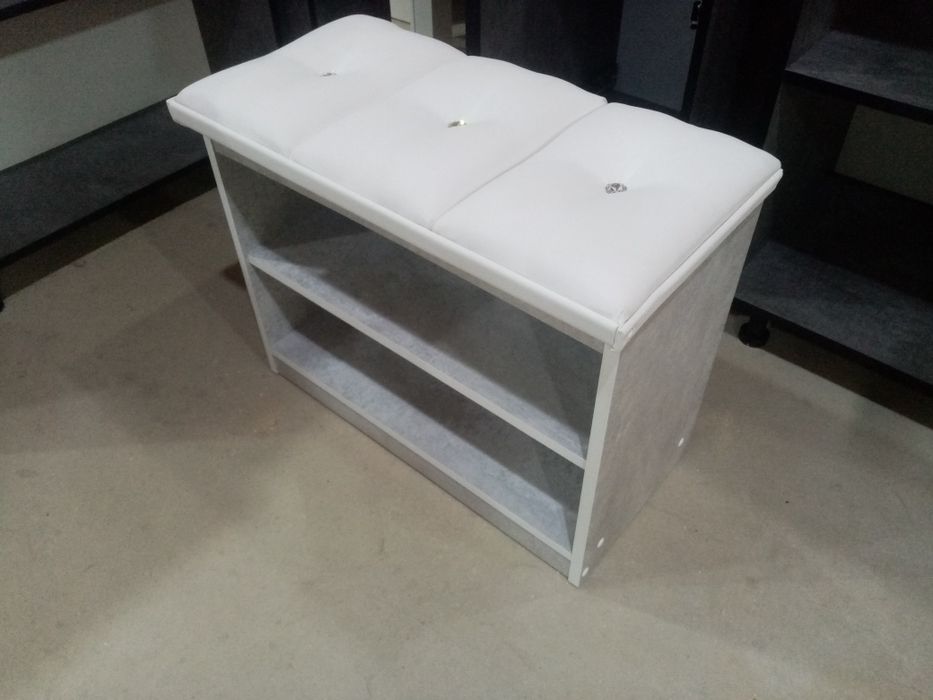 Продам новую обувницу!