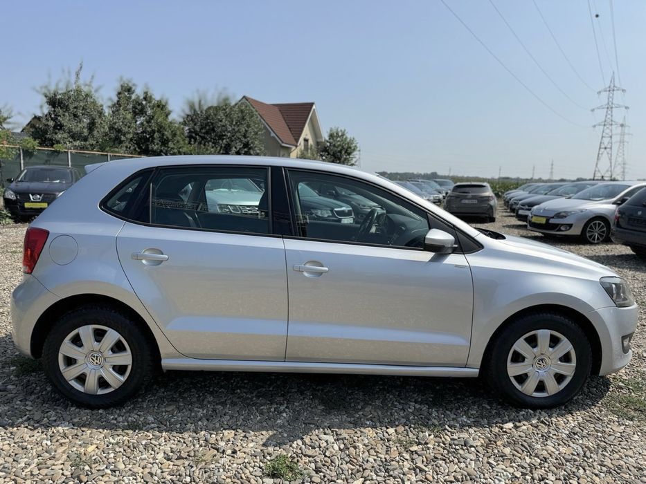 VOLKSWAGEN Polo 2010 — imagine 5