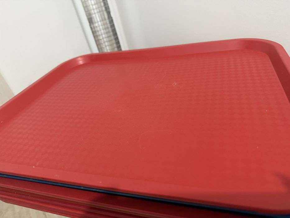 Подносы  разносы