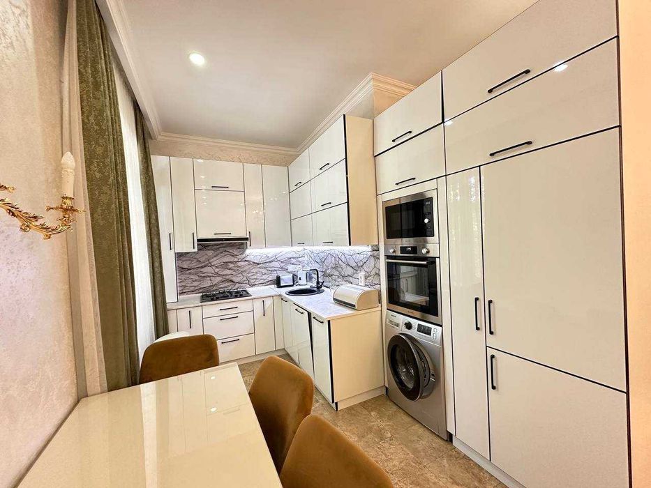 Уютная 3х комнатная на Шахристанской 3/1/4