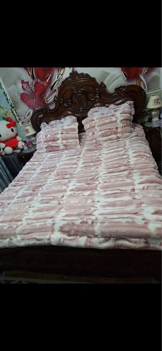 Продам спальный гарнитур
