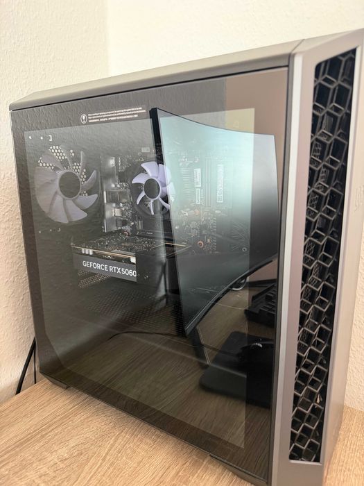 Lenovo LOQ Tower 26ADR10 (1 TB / RTX 5060)