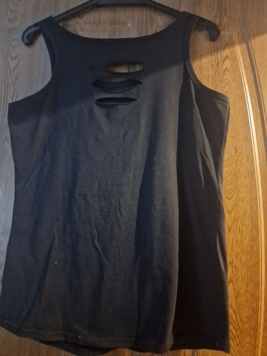 Bluză damă top în stare foarte bună măsura umeri 42 lg 62 cm