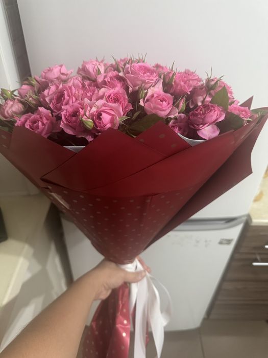Цветы розы кустовые