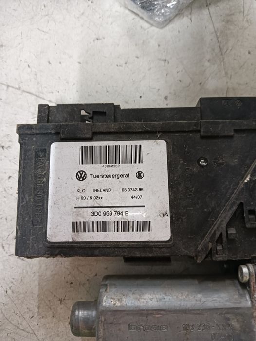 Motoras Macara Geam Dreapta Spate Volkswagen Touareg (7La, 7L6, 7L7) [