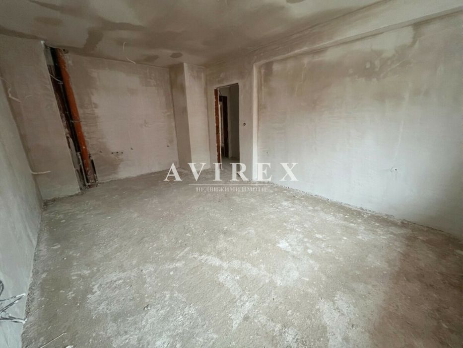 Оферта 03192 - Двустаен апартамент за продажба в кв. Остромила