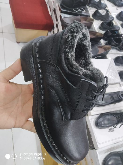 Утеплённые ботинки и полусапоги из натуральной кожи с мехом