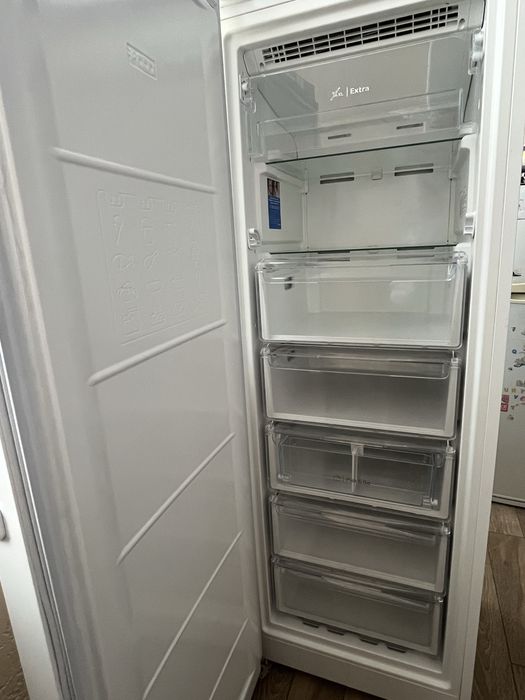 Морозильник indesit