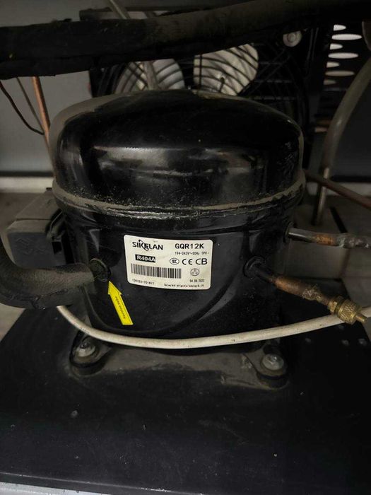 Xolodilnik srochna  sotiladi. Холодилник срочна  сотилади.