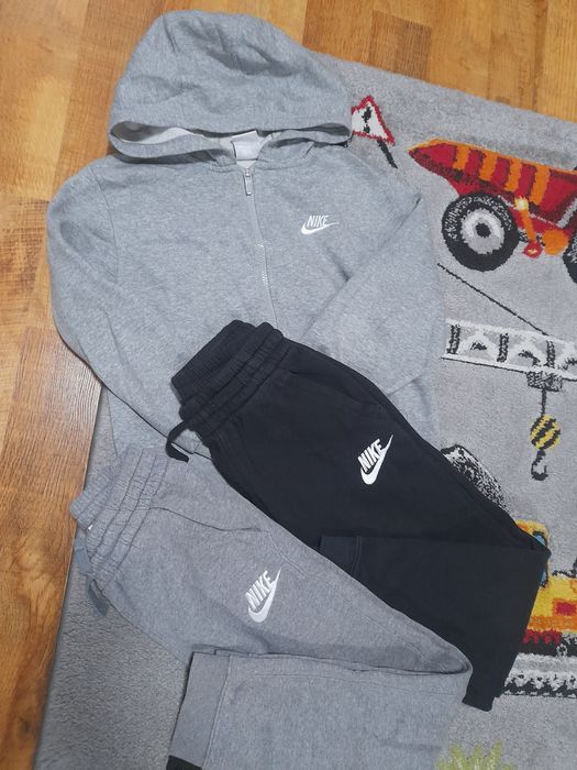 Маркови дрехи  10-11г момиче