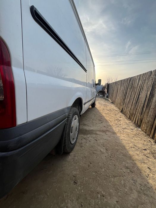 Ford Transit 2.2 TDI – 2011 – 3 locuri – întreținută
