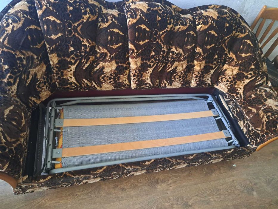 Холна гарнитура - гр. Бургас. Мебелите са запазени. Взимане от адрес.