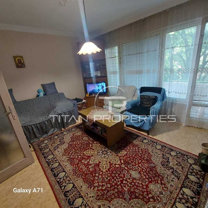 Продава се Тристаен апартамент в Пловдив, Изгрев - 80 кв.м за 606 €/кв.м - Снимка #1