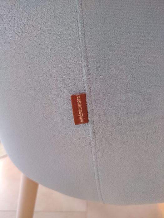Set masa cu scaune si bancheta