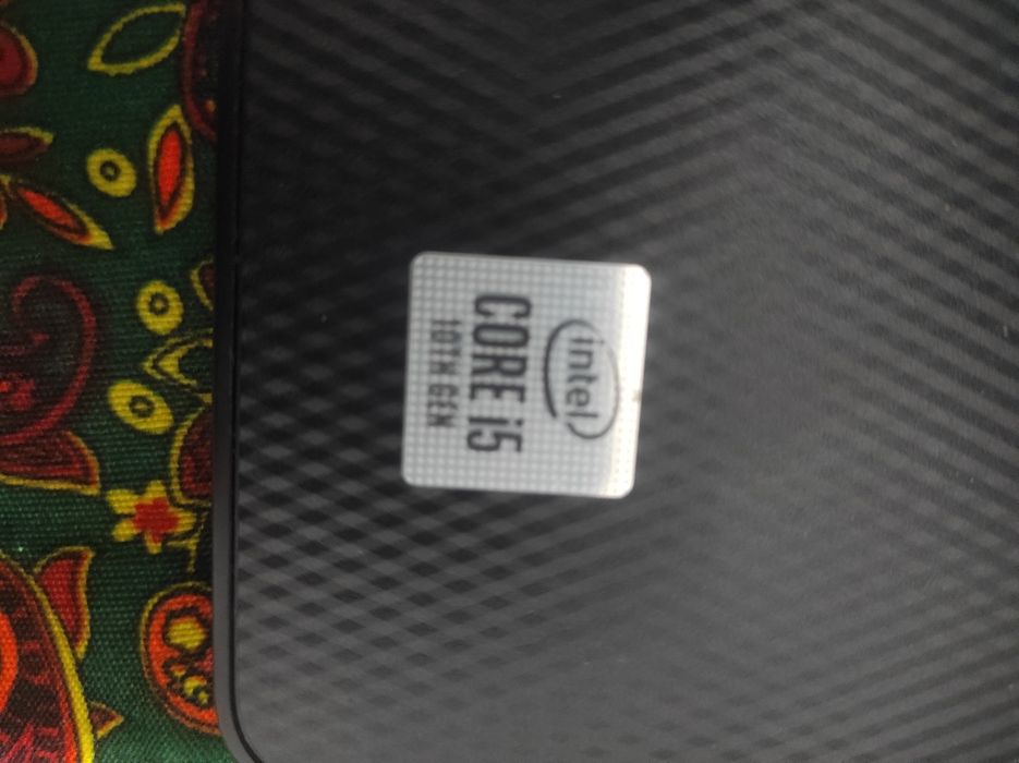 Ноутбук DELL i5 10TH GEN / WIN10