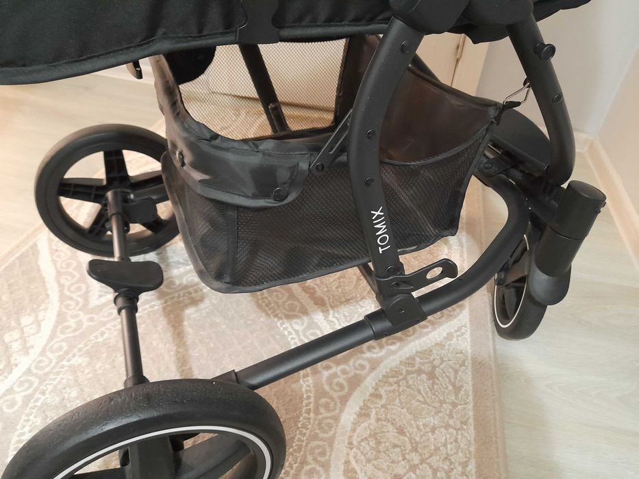 Детская коляска, как новая, продаю