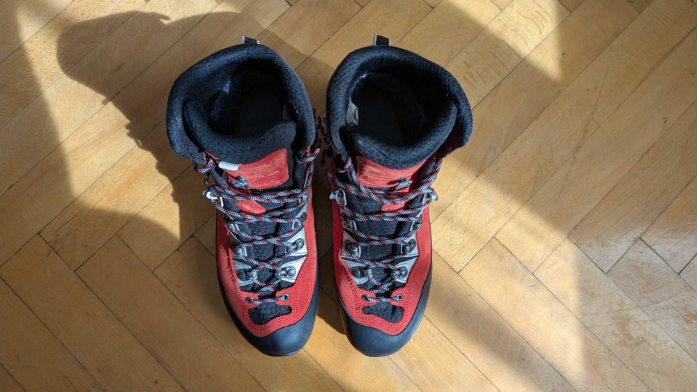 Bocanci hiking Lowa Cevedale Pro GTX (prinderi colțari semi-automați)