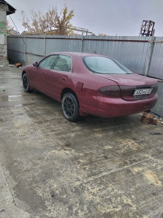 Мазда ефини МС 8