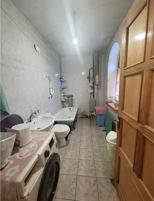 Продам двухэтажный дом