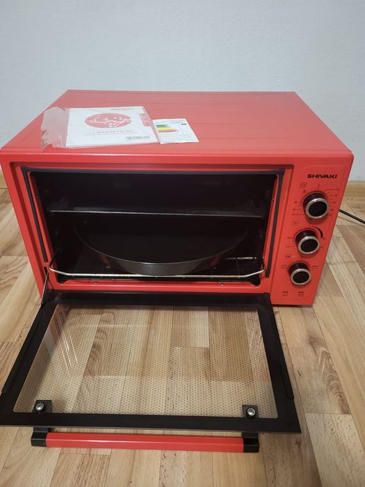 Духовая печь отличном  состоянии