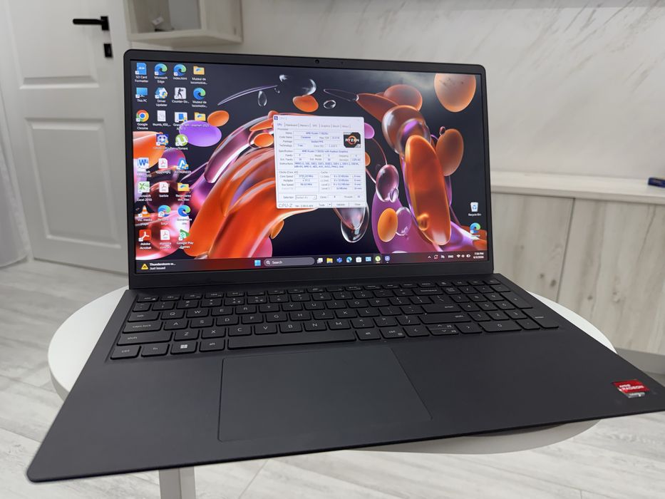Vand laptop Ryzen 7 5825U