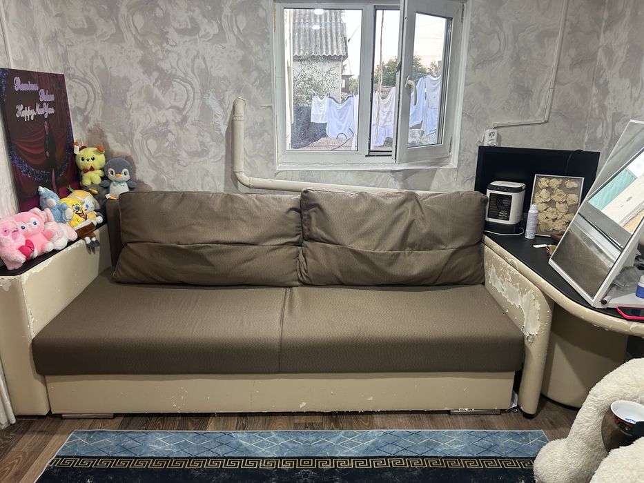 Диван большой мягкий