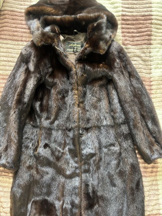 Продам норковую шубу