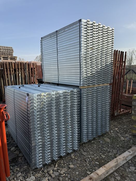 Podina schela metalica, picioare reglabile, trepied popi metalici