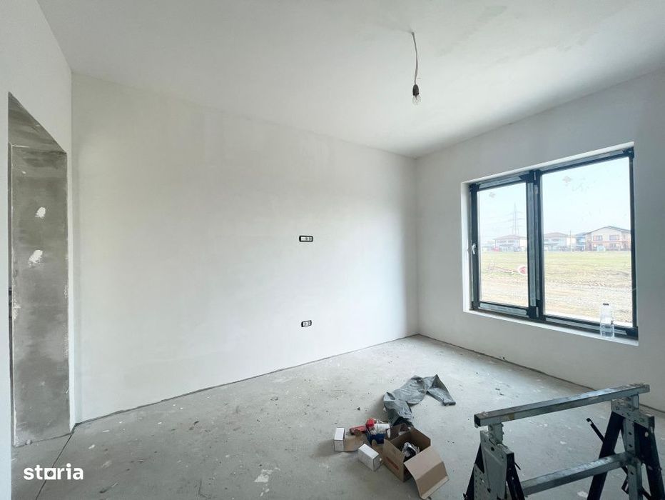 Duplex 3 camere 92mp Mosnita Noua