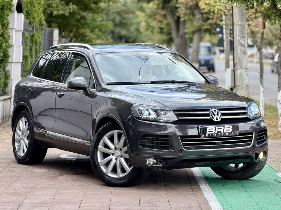 • Volkswagen Touareg 2012 / Extra full / Perne • Dynaudio / Parc Auto • RATE • Garantie •