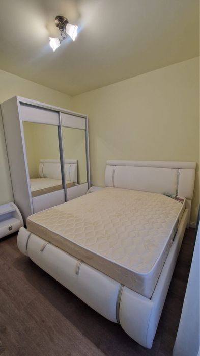 Închiriez apartament in zona BMW, Floresti