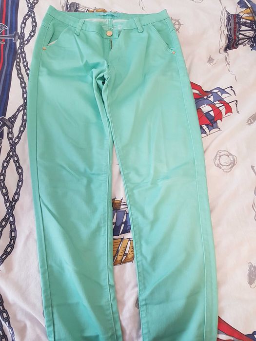 Панталон жена неносен