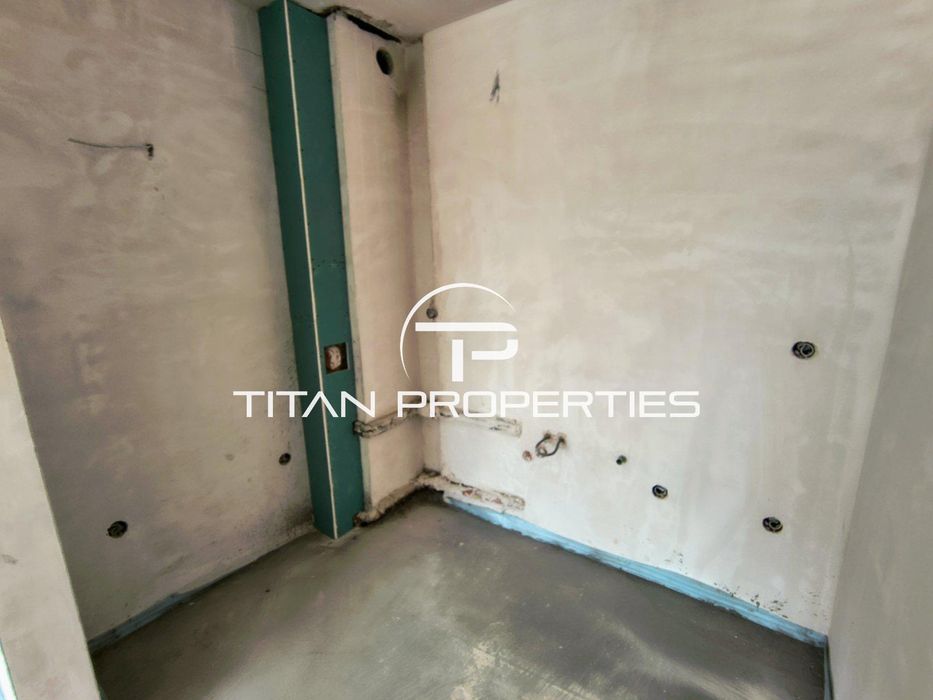 Продава се Двустаен апартамент в Пловдив, Гагарин - 70 кв.м за 1429 €/кв.м - Снимка #9