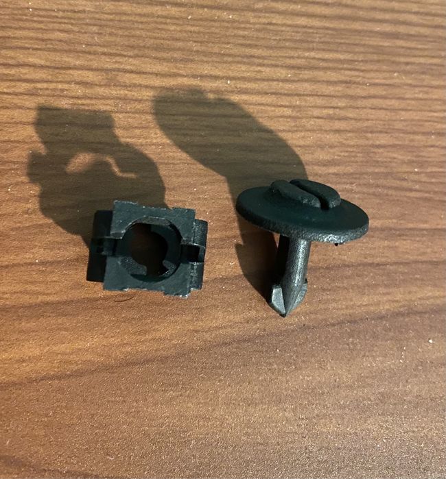 За Ауди А4 Б6, връв капачка резервоар, крепежи кора