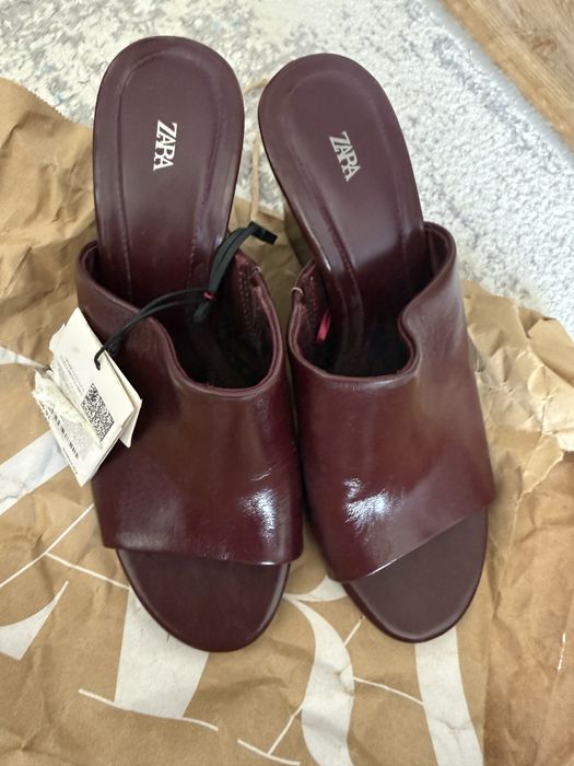Танкетка от Zara