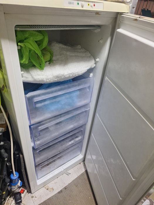 congelator zanussi stare foarte bună
