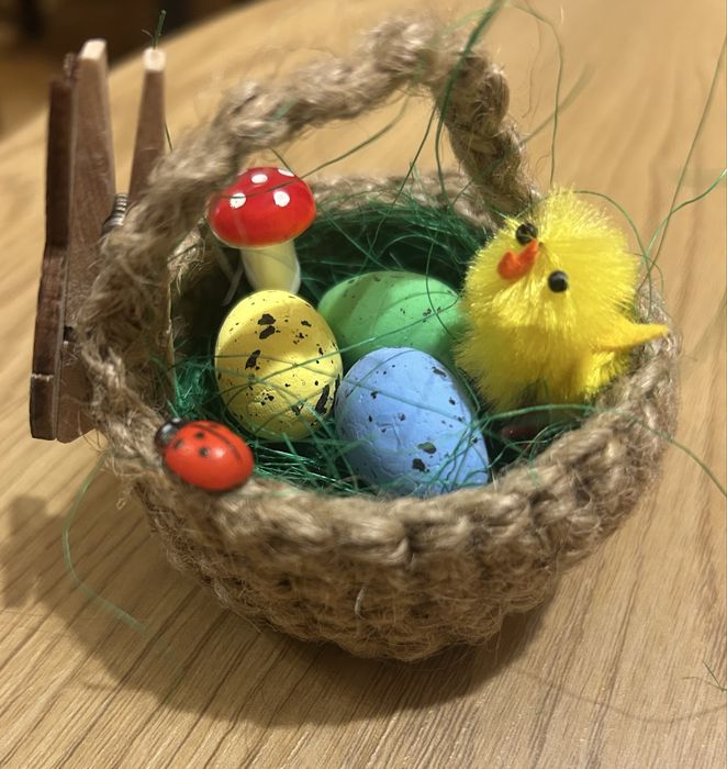 Ръчно изработени Великденски кошнички