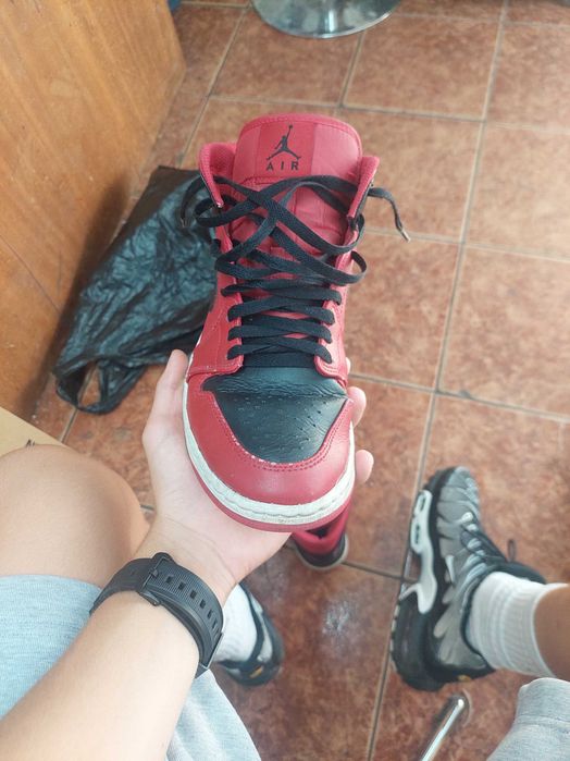 Jordan 1 mid оригинални