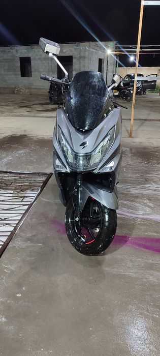 Скутер Maxi Pro 2025