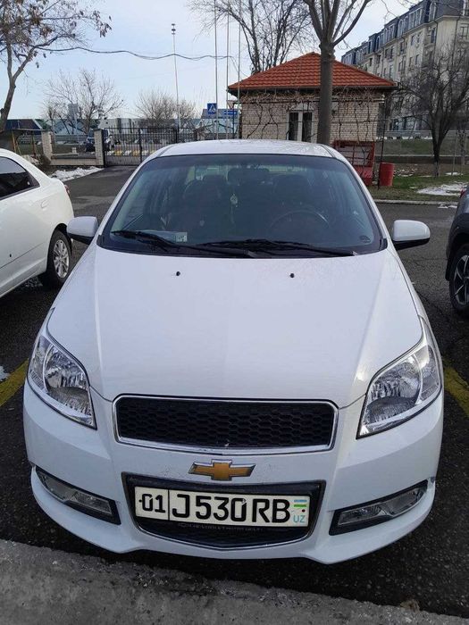 Продаётся Nexia 3 сотилади