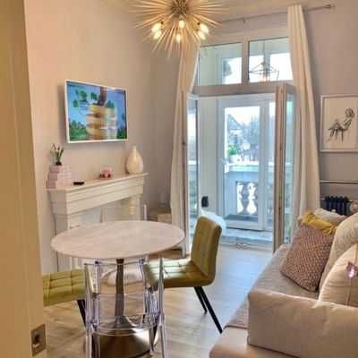 Продаваме Двустаен Апартамент В Зона Б-5