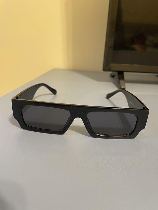 Off-White слънчеви очила черни