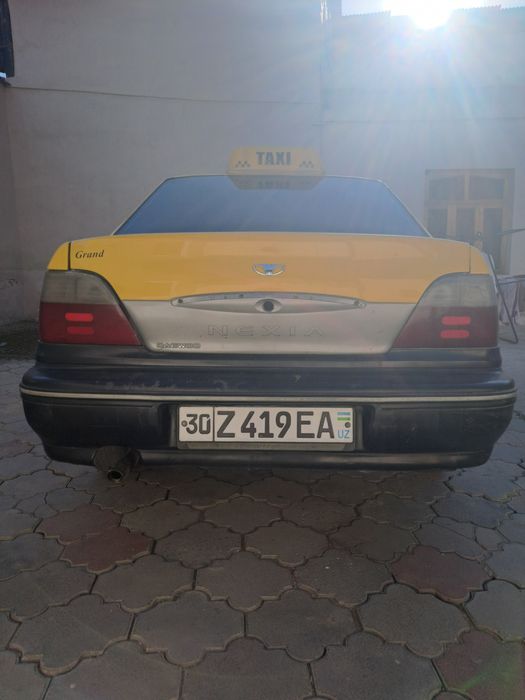 Daewoo  nexia  1