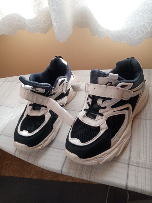 Обувь для мальчика-подростка