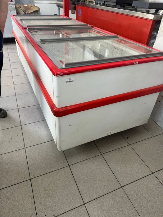 Продам морозильник большой