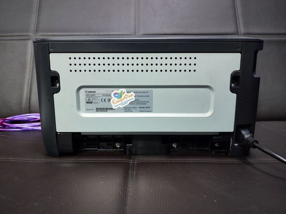 Продаю лазерный ч/б принтер Canon LBP6030B.