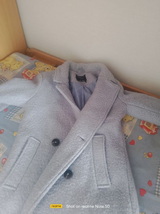Продам женские куртки