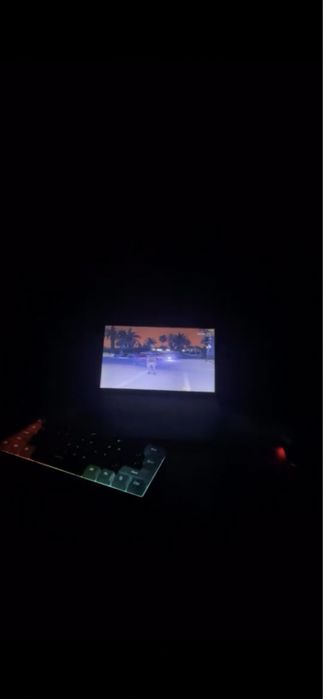 Vand laptop lenovo