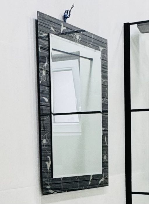 Oglinda 60 cm rama neagra gri